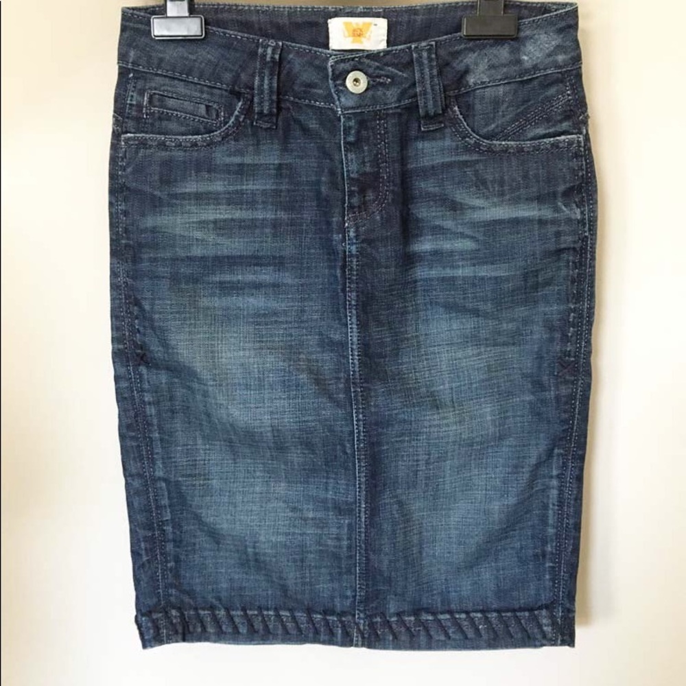 ANTIK DENIM Dark Denim Skirt